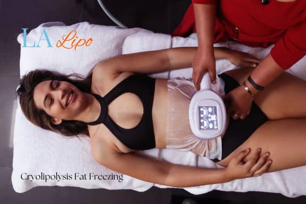 woman getting cryolipolysis Cheltenham