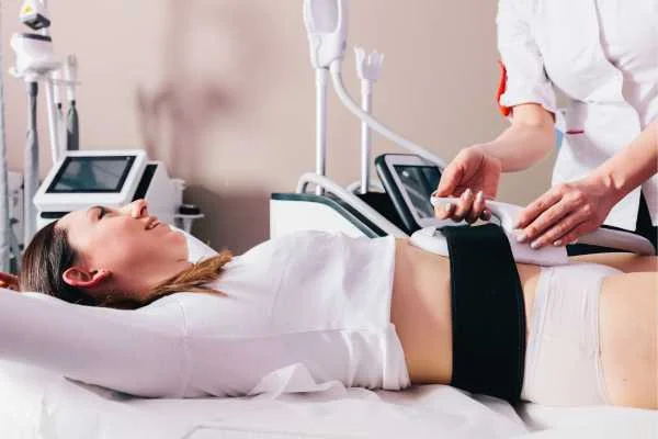 woman having body sculpting to help improve her body image and her mental health Cheltenham